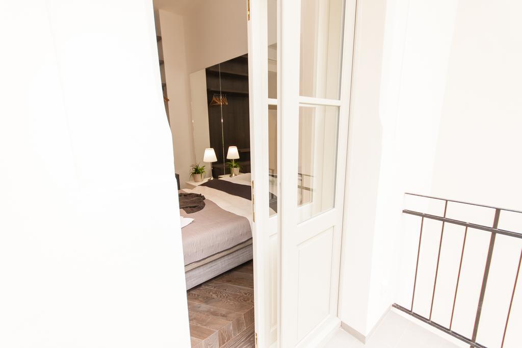 Glamour Premium * Prague